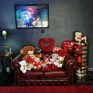 Sarakin'S Mansion Luxury Retreat